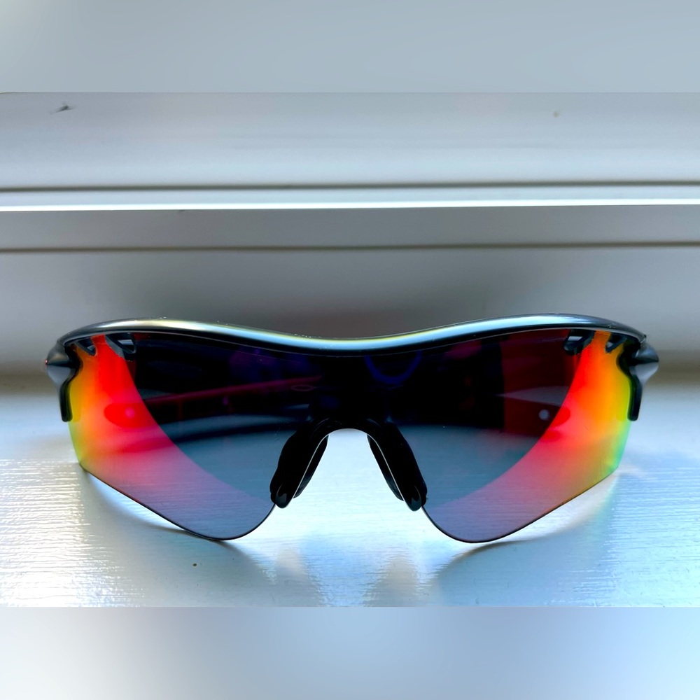 Oakley Radarlock